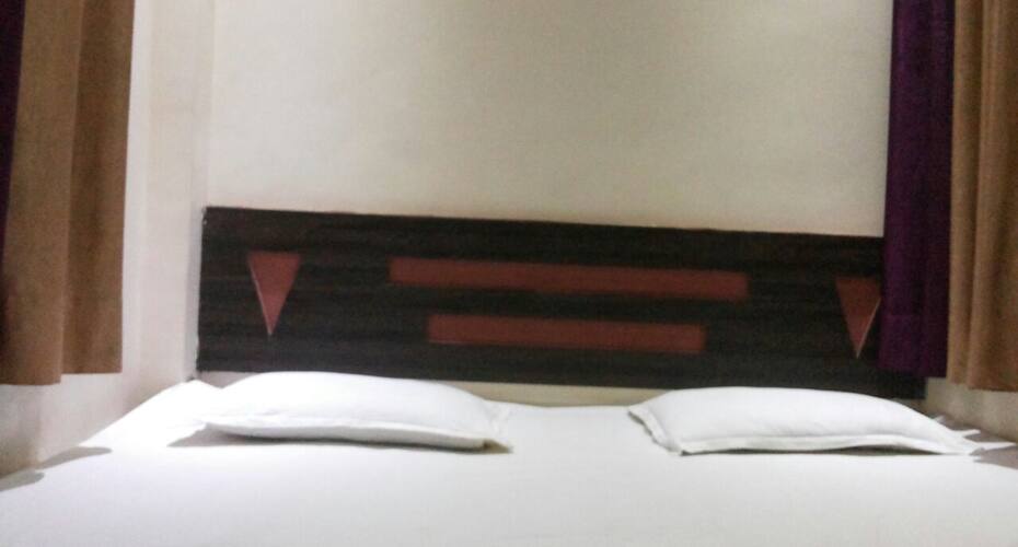 Shree Balaji Yatri Grah & Restaurant, Ujjain 5